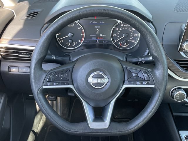 Used 2024 Nissan Altima 2.5 SV FWD image 12