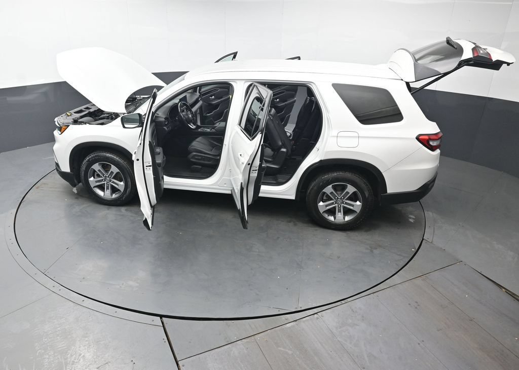 Certified 2023 Honda Pilot EX-L image 49