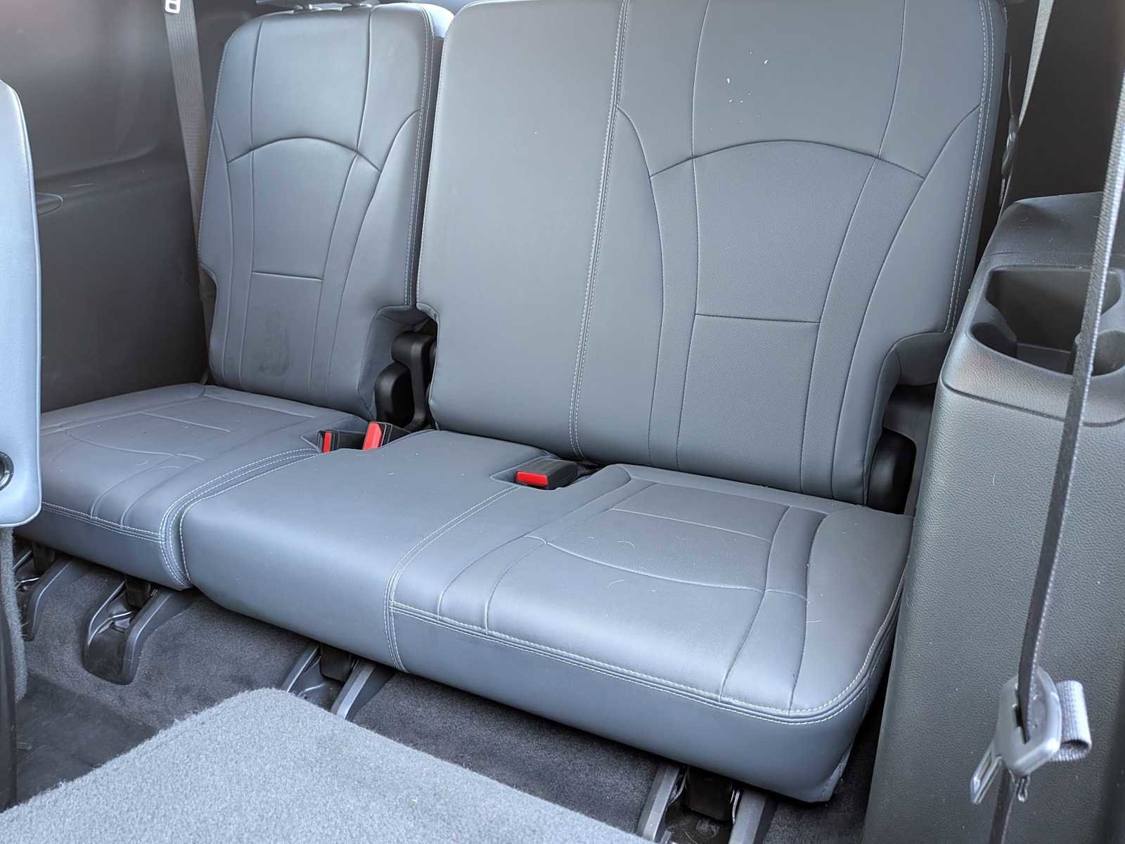 Used 2020 Buick Enclave Essence w/ Sound and Sites Package image 19