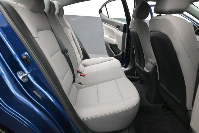 Used 2020 Hyundai Elantra SE FWD image 20