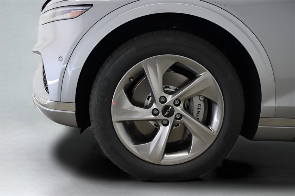 New 2026 Genesis GV70 2.5T Advanced image 8