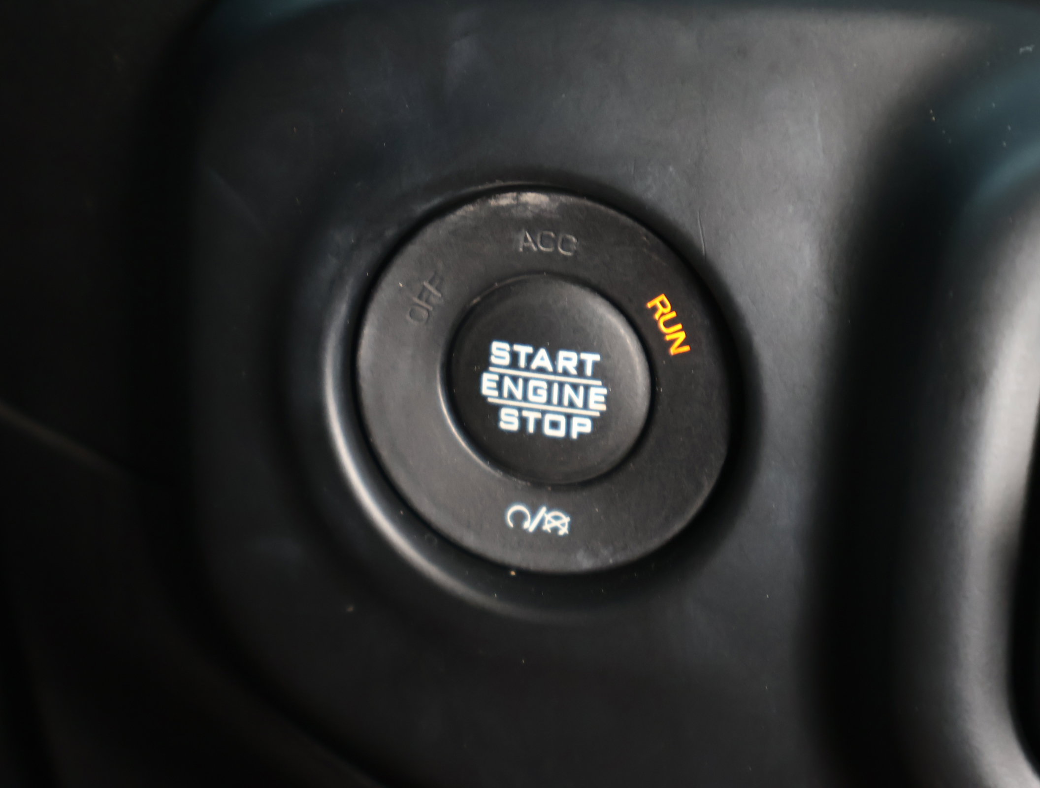 Used 2018 Jeep Wrangler Unlimited Sahara image 14