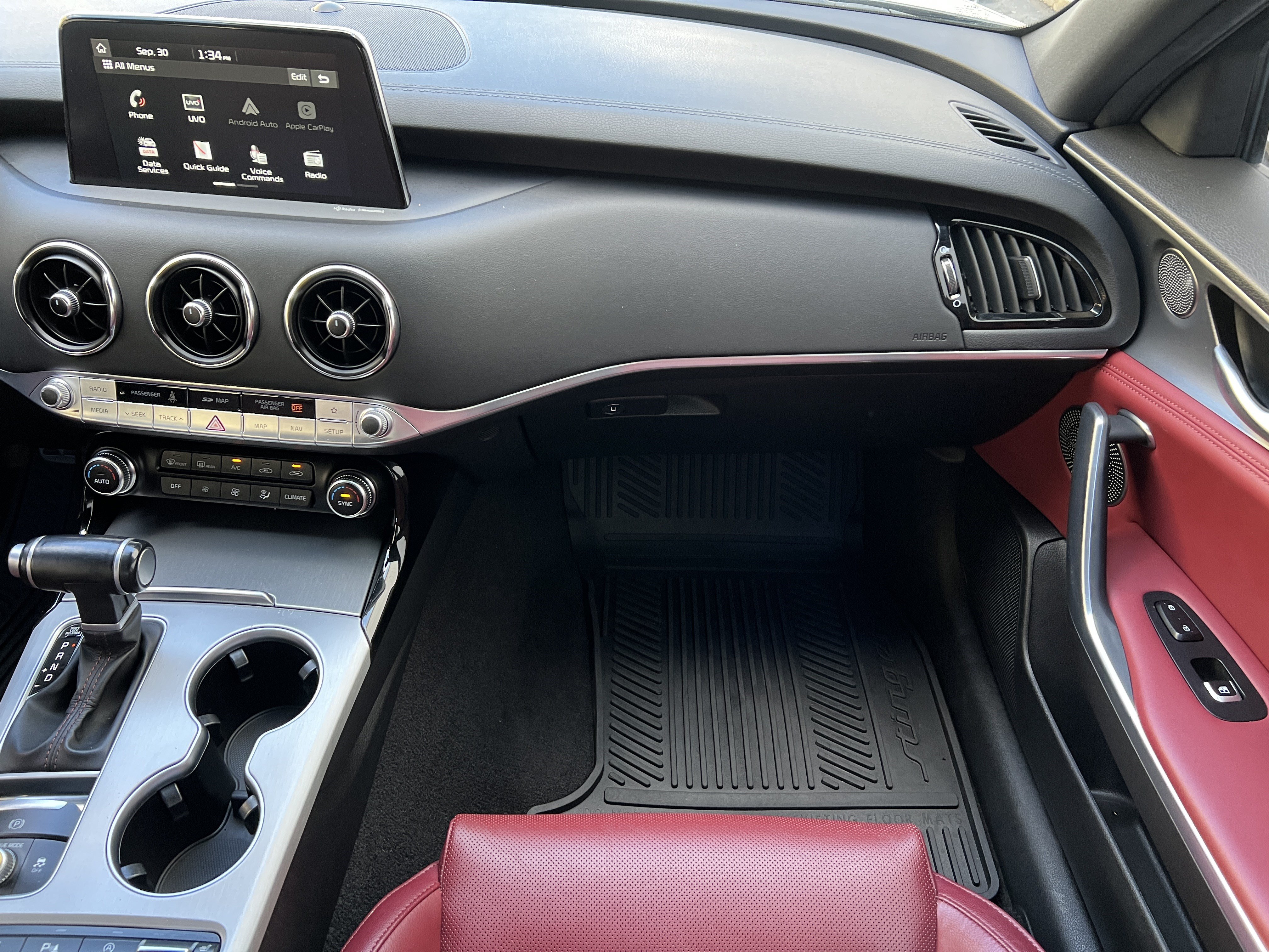 Used 2021 Kia Stinger GT1 AWD/4WD image 34