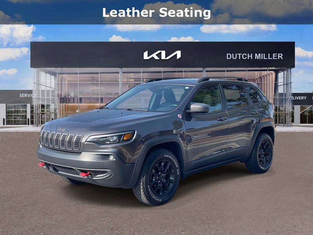 Used 2019 Jeep Cherokee Trailhawk image 3