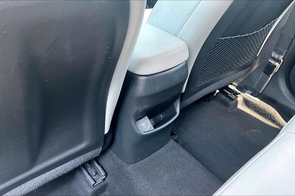 Used 2023 Hyundai Kona Limited AWD/4WD image 10