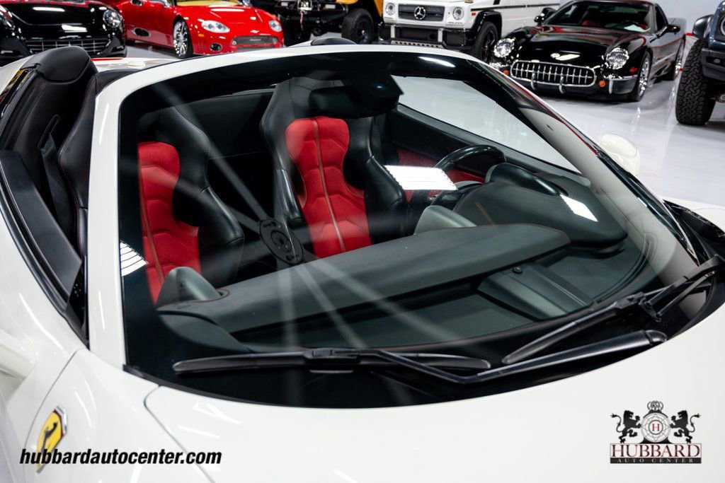 Used 2014 Ferrari 458 Spider RWD image 40
