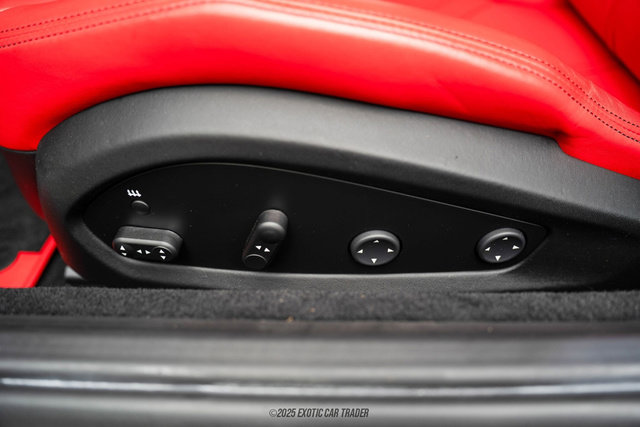 Used 2019 Ferrari 812 Superfast image 35