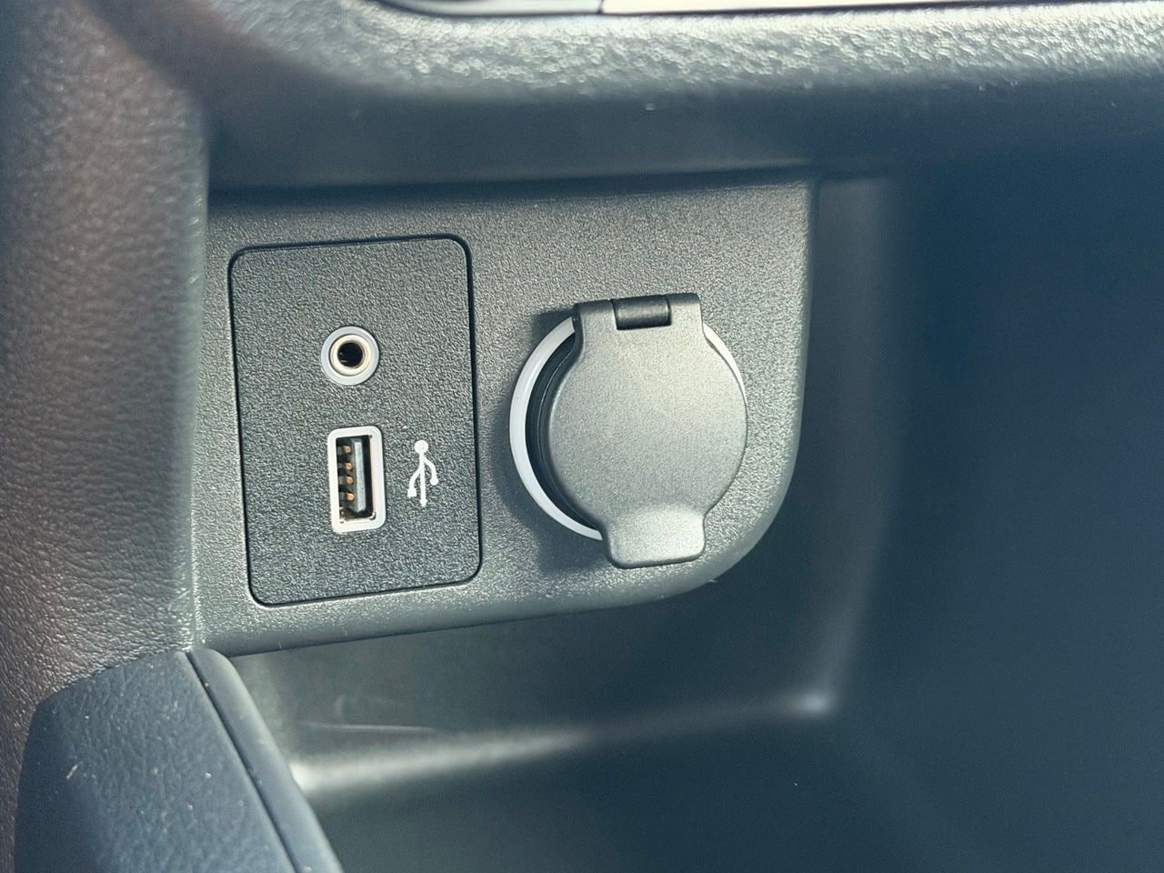 Certified 2023 Nissan Kicks S FWD image 20