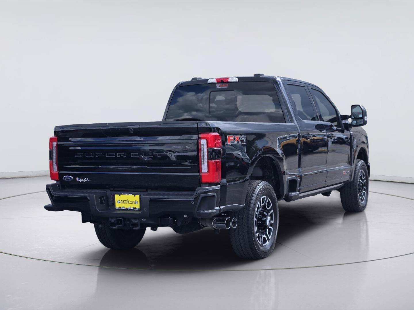 Certified 2025 Ford F250 Platinum AWD/4WD image 8