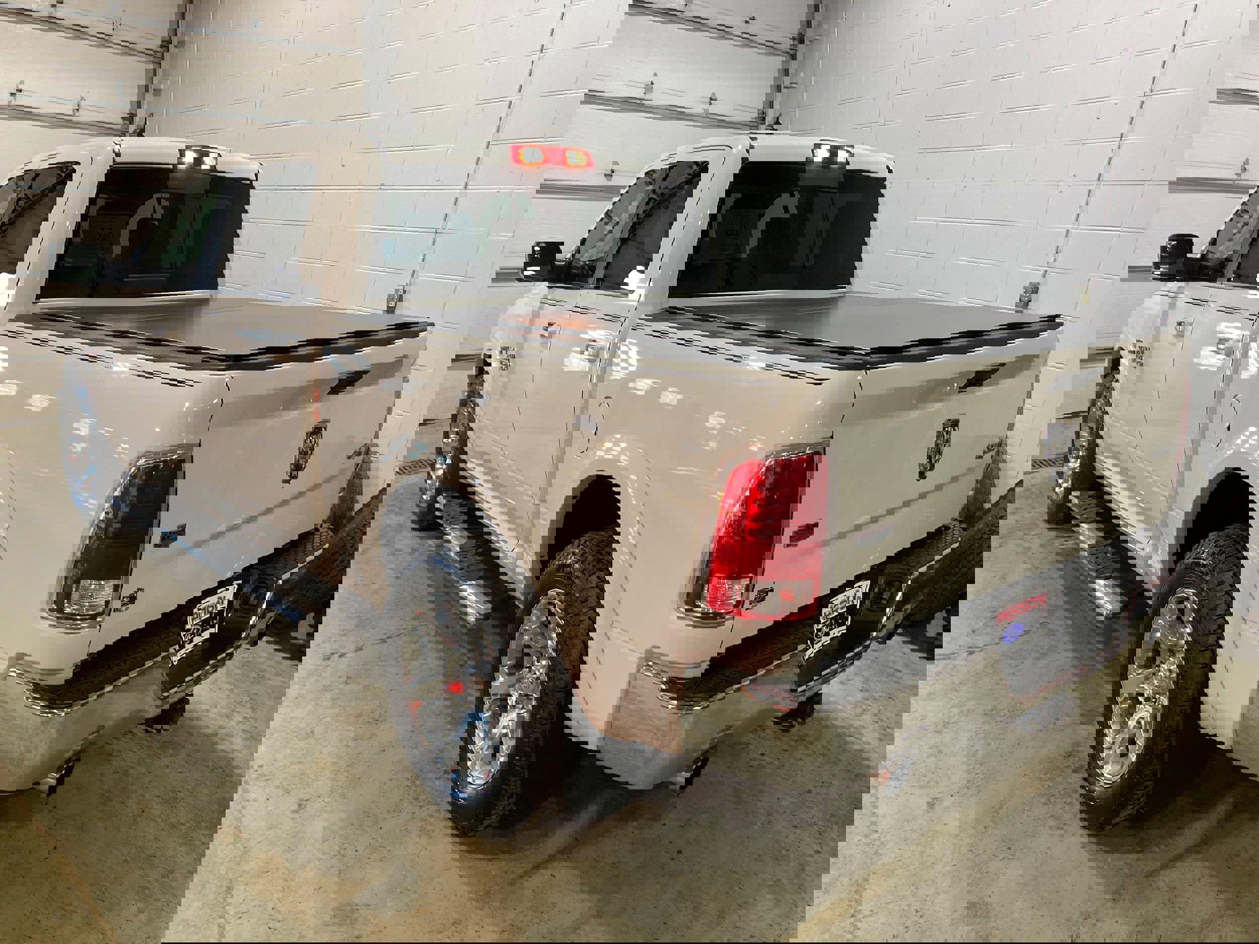 Used 2018 RAM 1500 Laramie w/ Convenience Group image 18