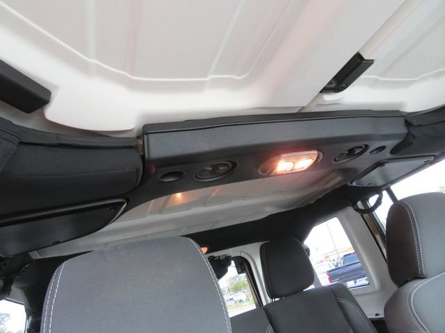 Used 2015 Jeep Wrangler Unlimited Sahara w/ Connectivity Group AWD/4WD image 17