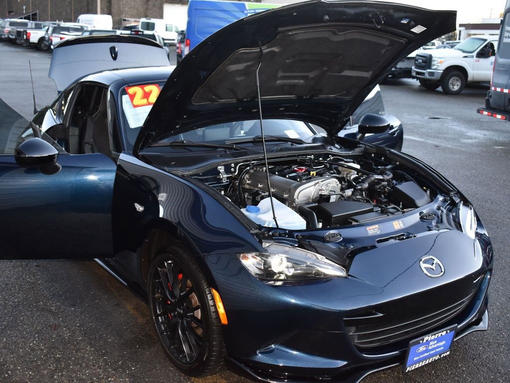 Used 2022 MAZDA MX-5 Miata Club w/ Interior Package image 21