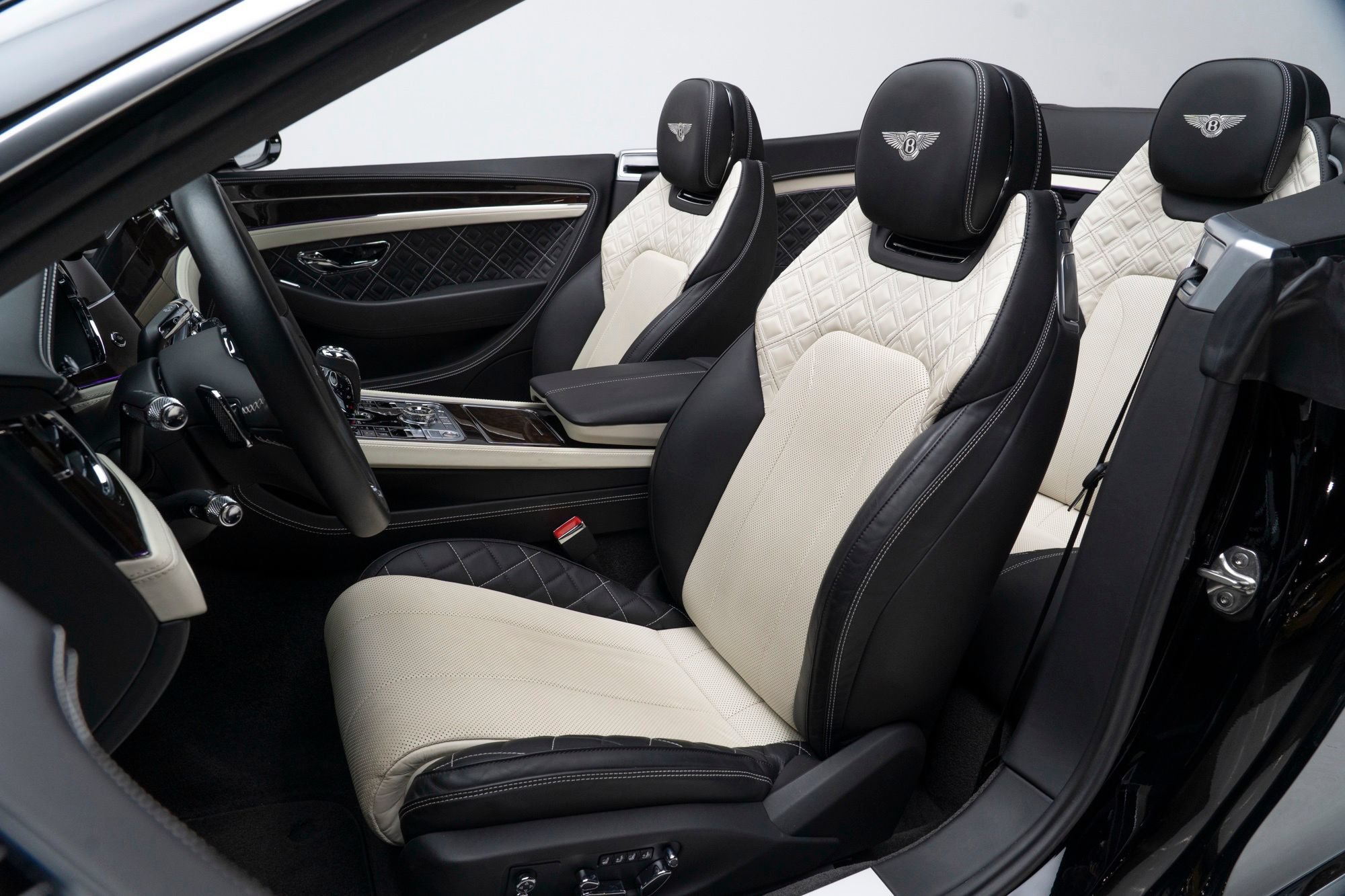 Used 2020 Bentley Continental GT First Edition AWD/4WD image 3