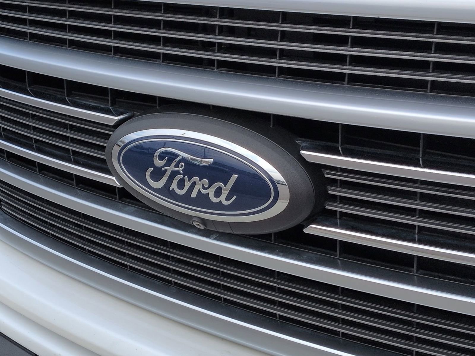 Used 2018 Ford F150 Limited image 14