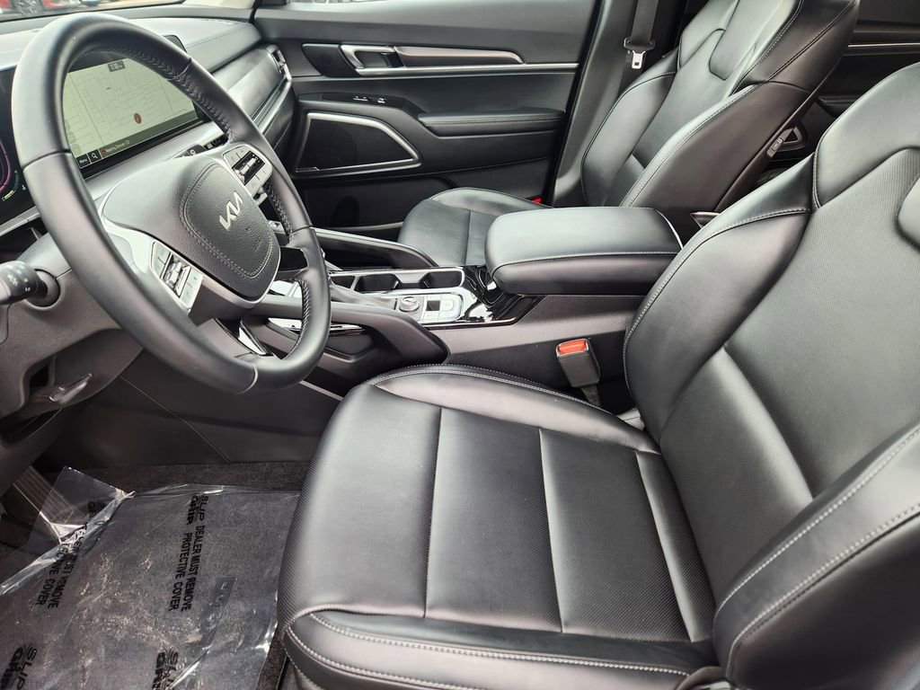 Certified 2024 Kia Telluride S w/ S Sunroof Package image 9