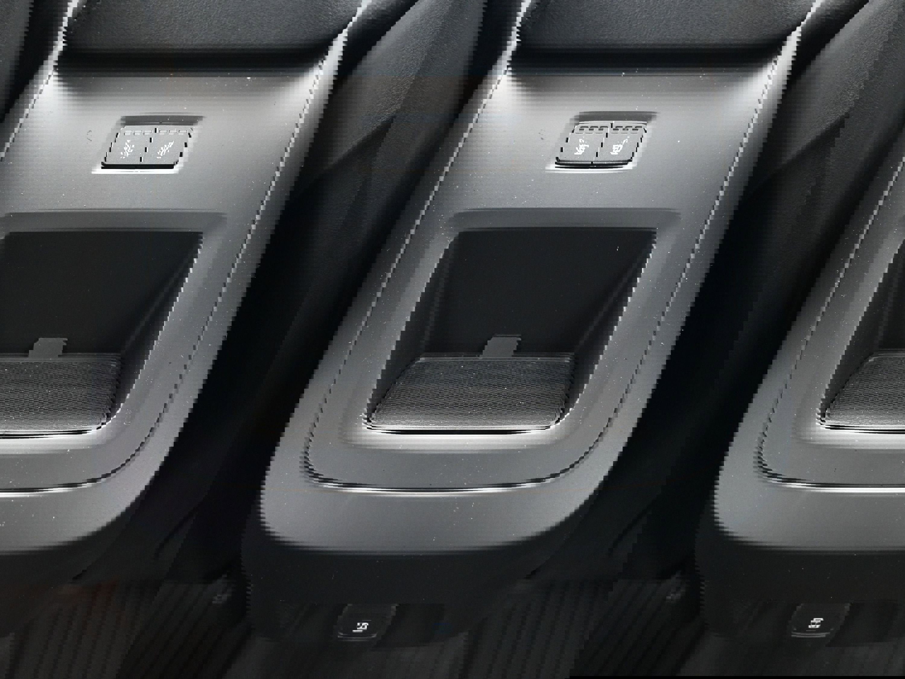 Used 2023 Volvo S60 B5 Plus w/ Climate Package image 23