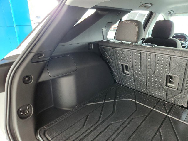 Used 2024 Chevrolet Equinox LT image 25