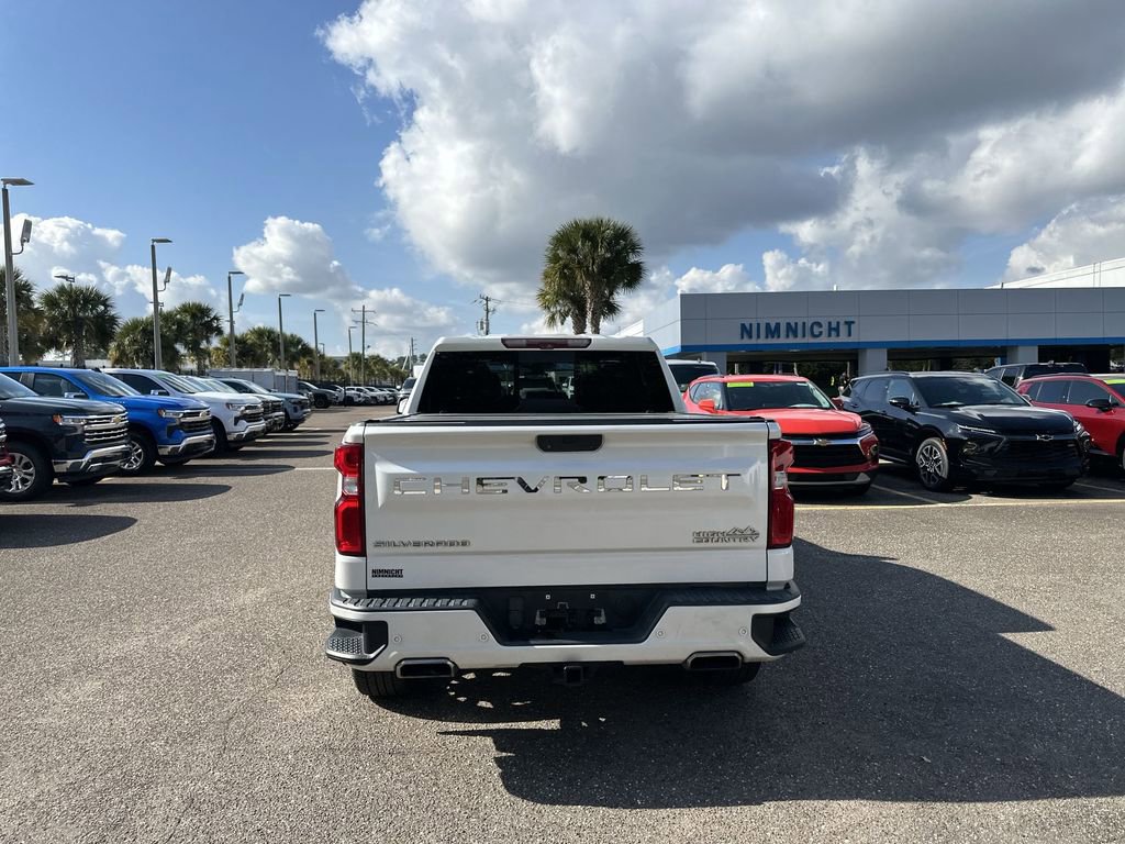 Used 2020 Chevrolet Silverado 1500 High Country w/ Technology Package image 15