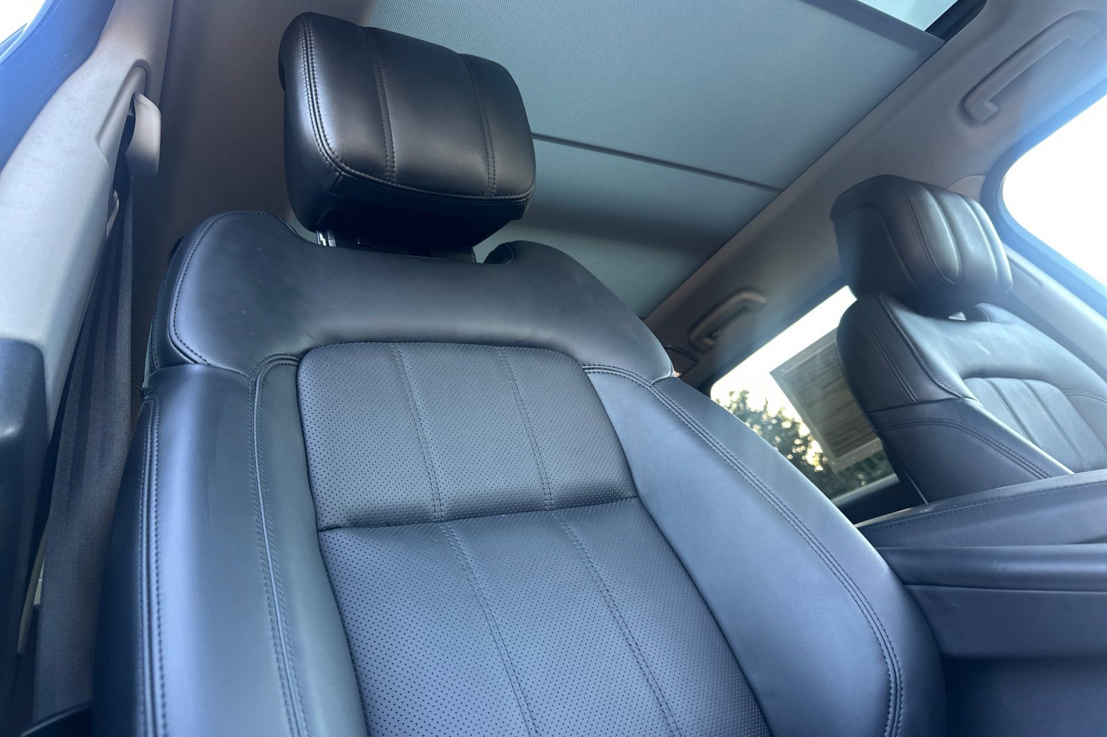 Used 2020 Land Rover Range Rover Sport HSE image 21