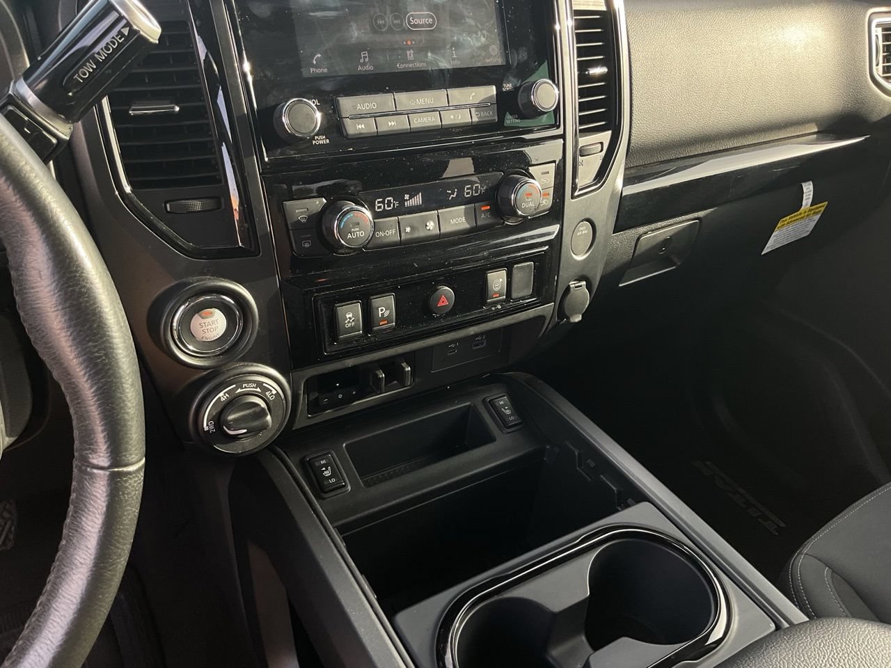 Used 2023 Nissan Titan SV w/ SV Convenience Package AWD/4WD image 21