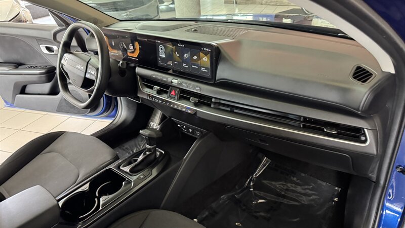 Used 2026 Kia K4 FWD image 26
