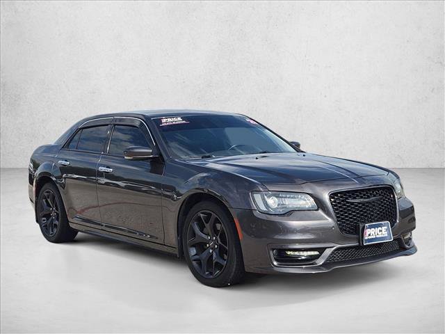 Used 2021 Chrysler 300 Touring L RWD image 3