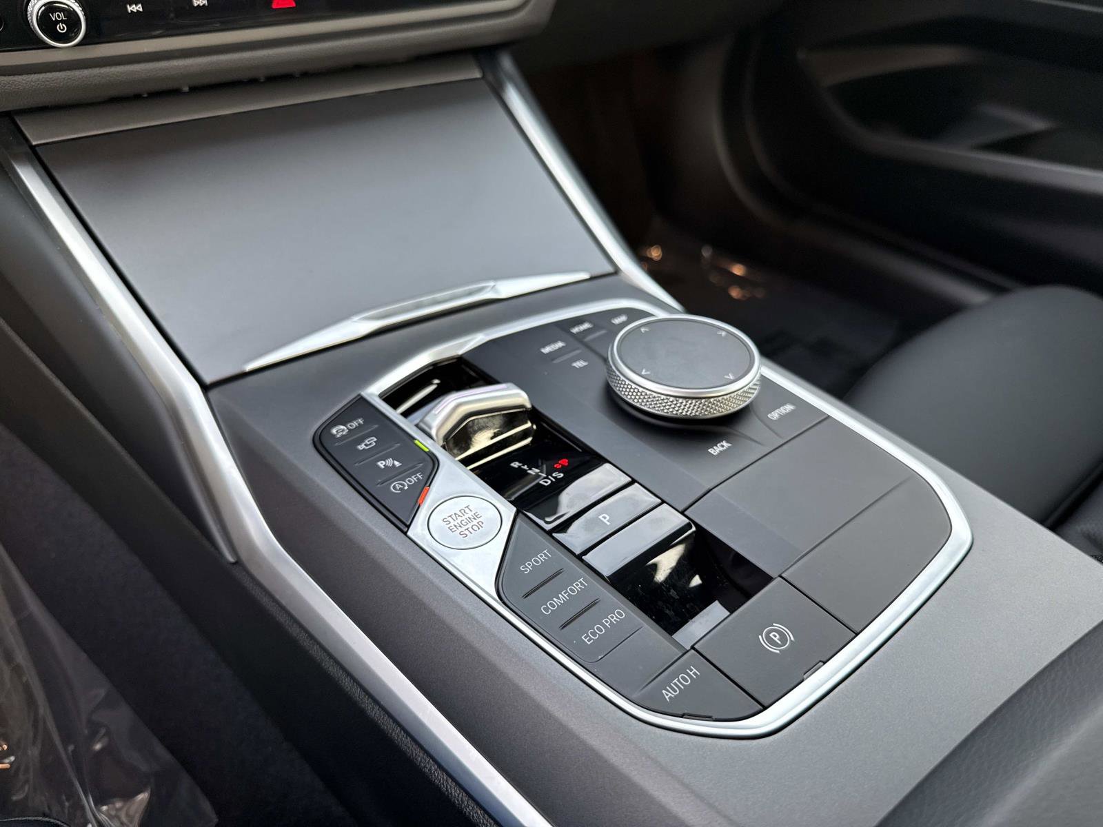 Used 2025 BMW 230i Coupe image 24