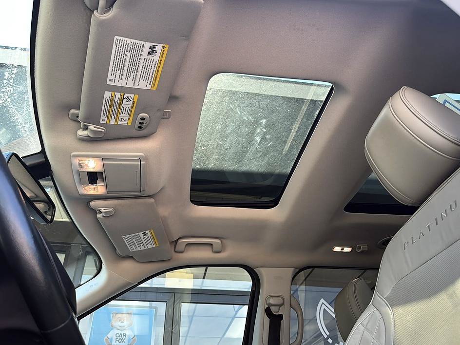 Used 2019 Ford Explorer Platinum AWD/4WD image 35