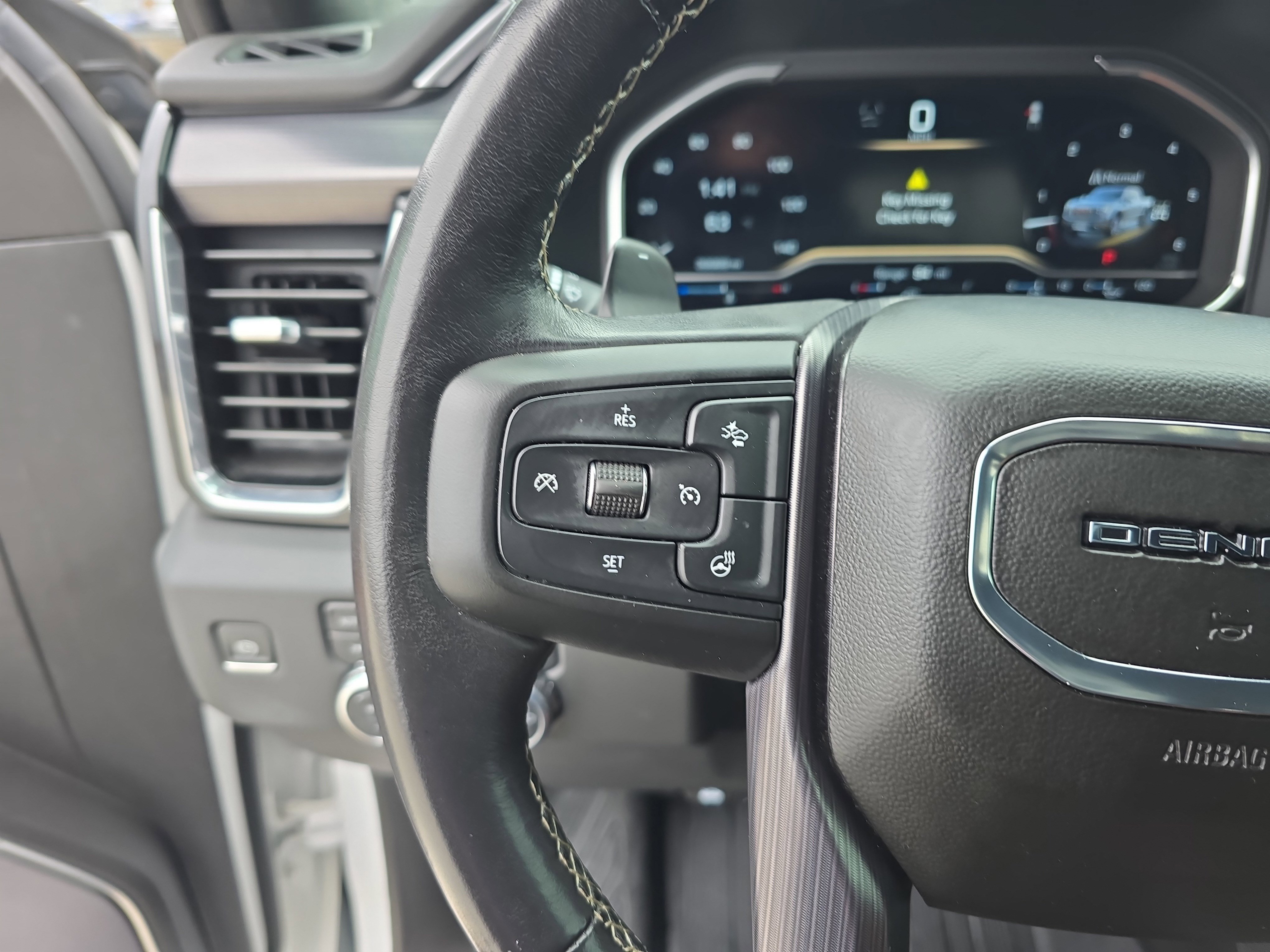 Used 2023 GMC Sierra 1500 Denali Ultimate AWD/4WD image 16