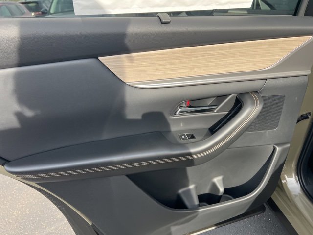 New 2025 MAZDA CX-70 Plug-In Hybrid w/ Premium Pkg image 23