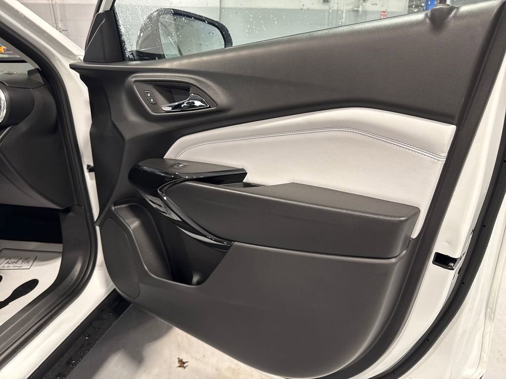 New 2026 Chevrolet Trax LT FWD image 35