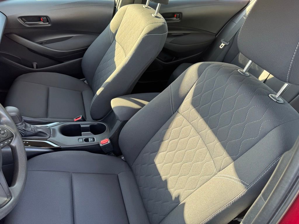 Used 2023 Toyota Corolla LE w/ Carpet Mat Package (TMS) FWD image 6