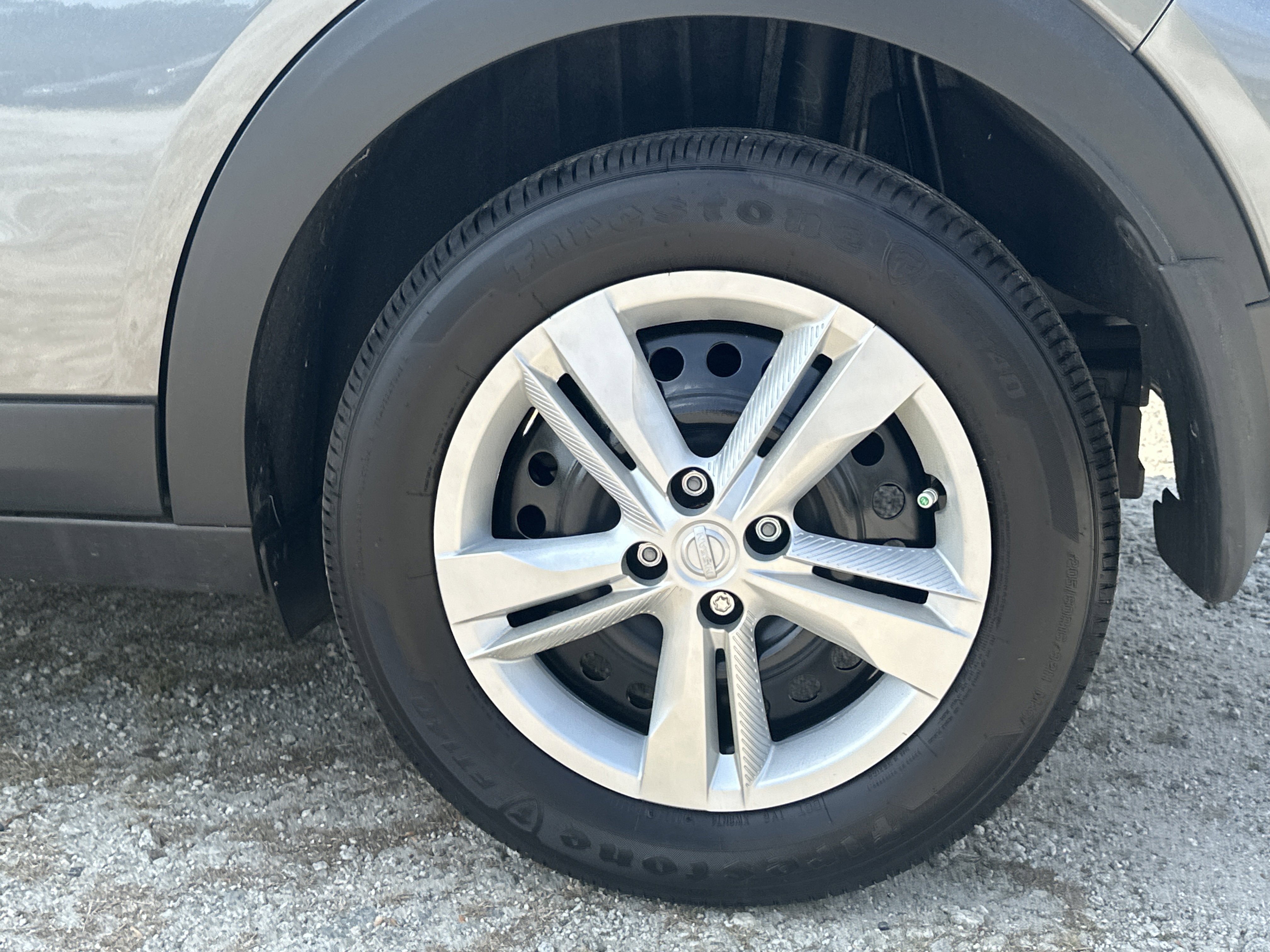 Certified 2025 Nissan Kicks Play S image 19