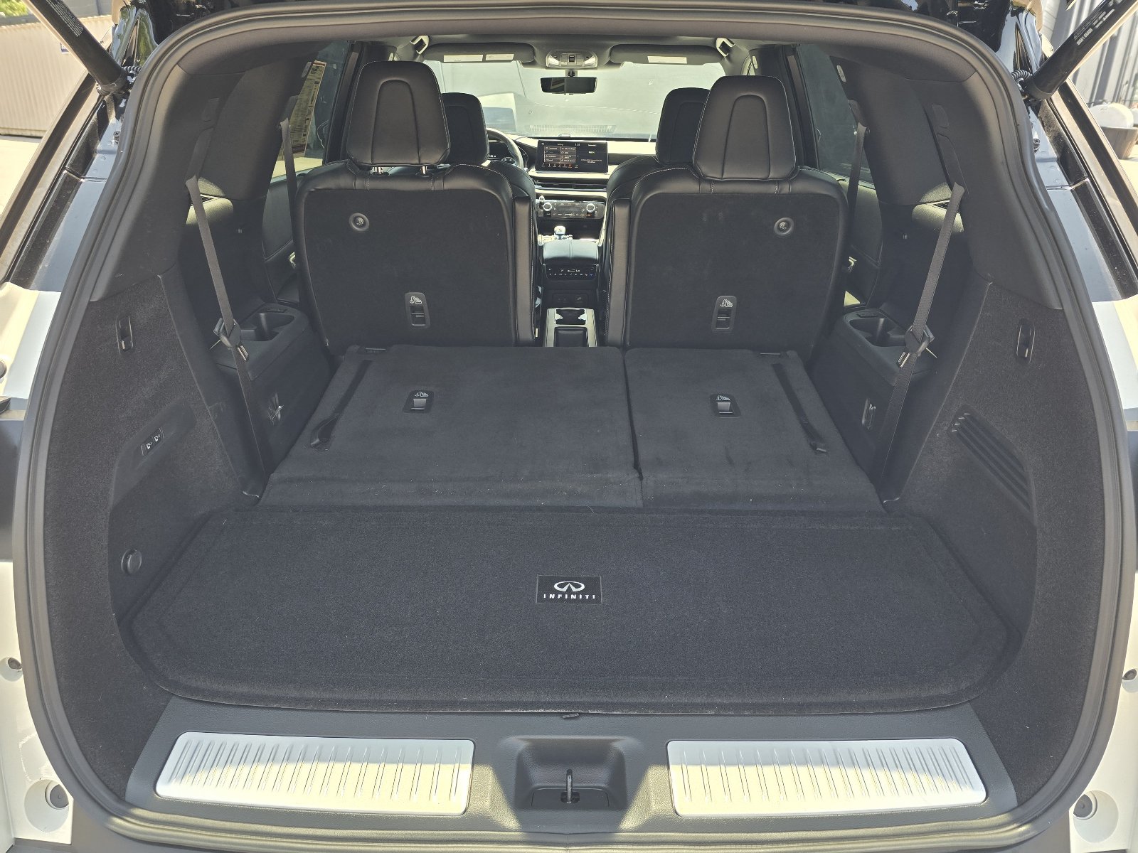 Used 2025 INFINITI QX60 Autograph w/ Cargo Package AWD/4WD image 26
