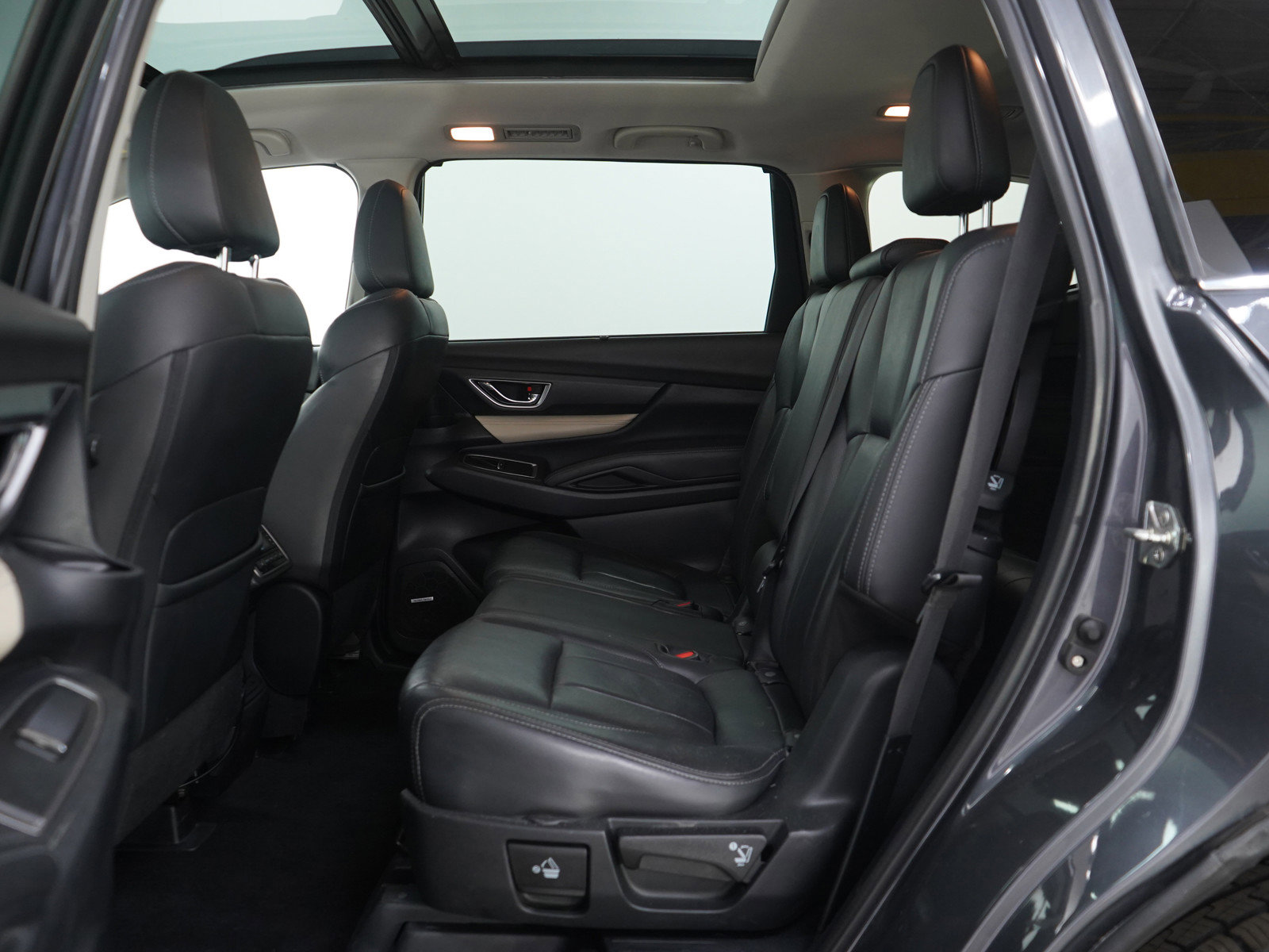 Used 2020 Subaru Ascent Limited w/ Technology Package image 19