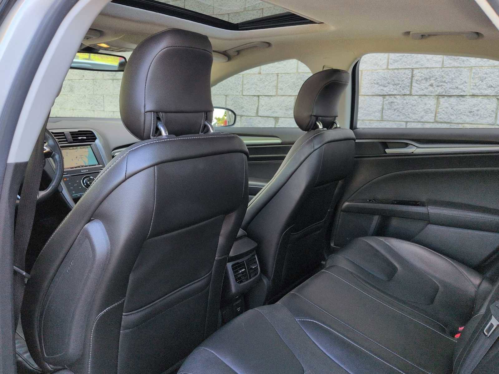 Used 2014 Ford Fusion Titanium AWD/4WD image 19