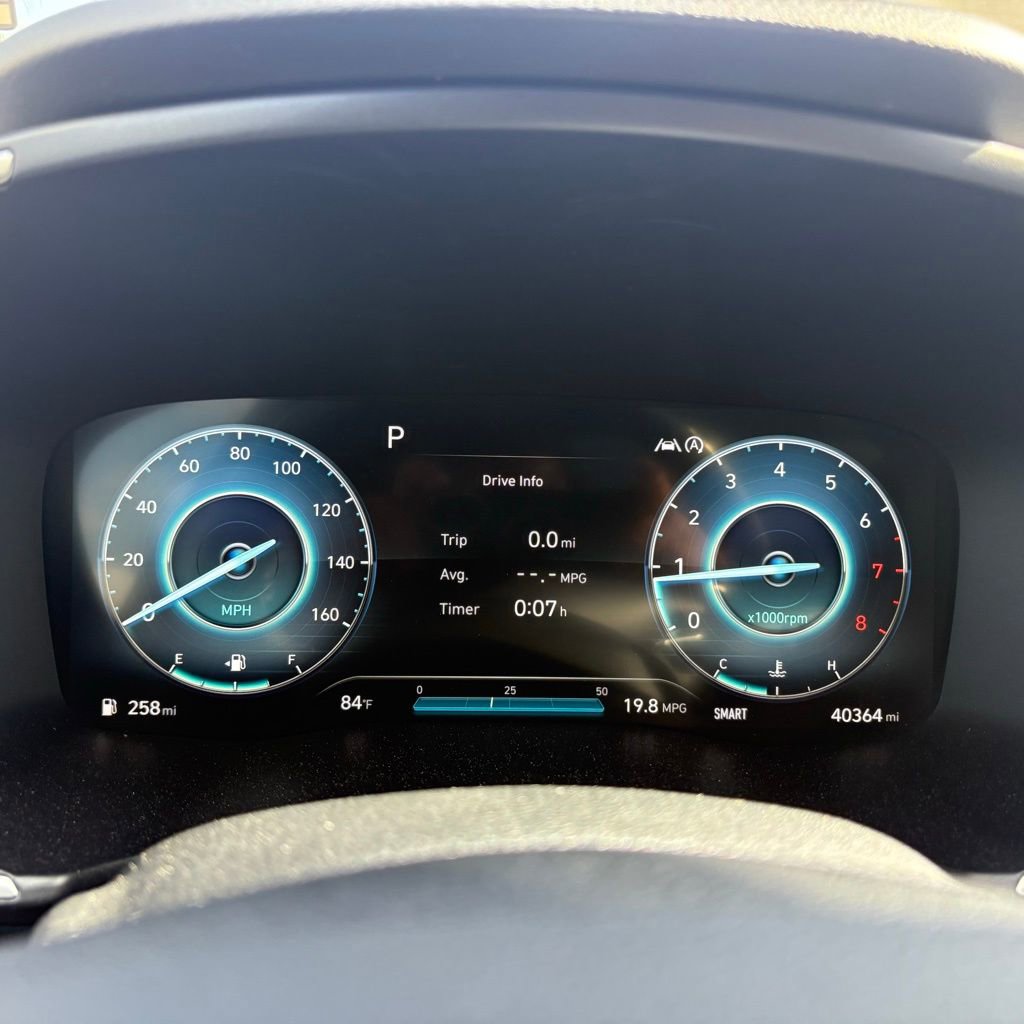 Used 2022 Hyundai Santa Fe Limited image 21