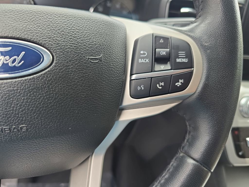 Used 2023 Ford Explorer XLT w/ Equipment Group 202A image 17