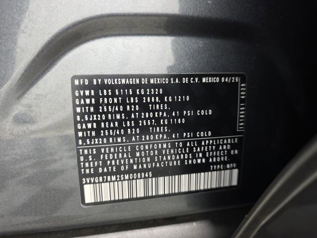 Used 2025 Volkswagen Tiguan SE R-Line AWD/4WD image 39