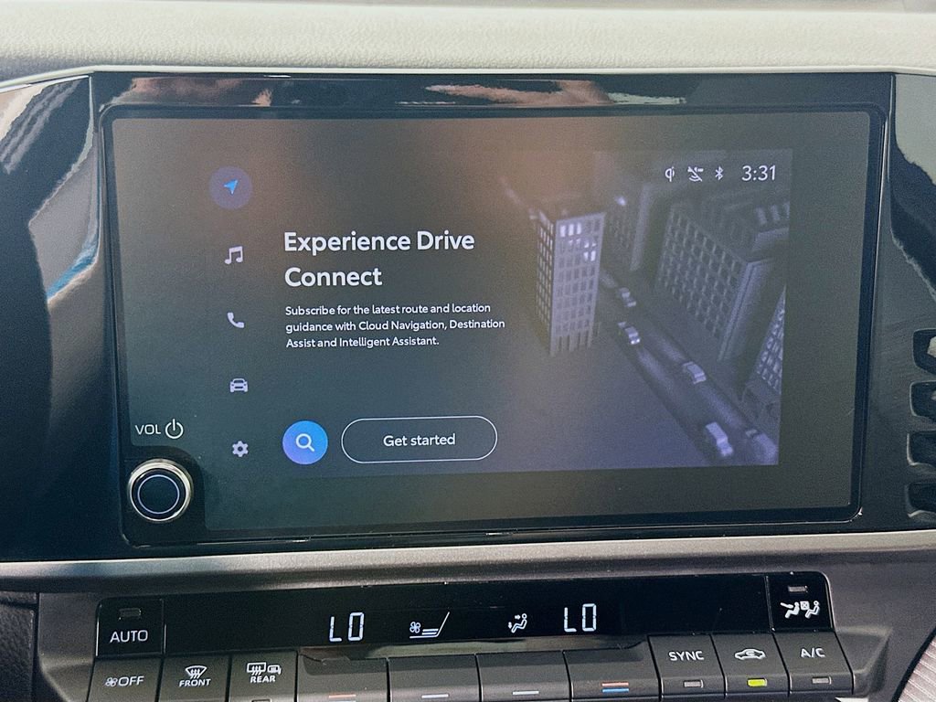 Used 2025 Toyota Camry SE w/ Convenience Package image 13