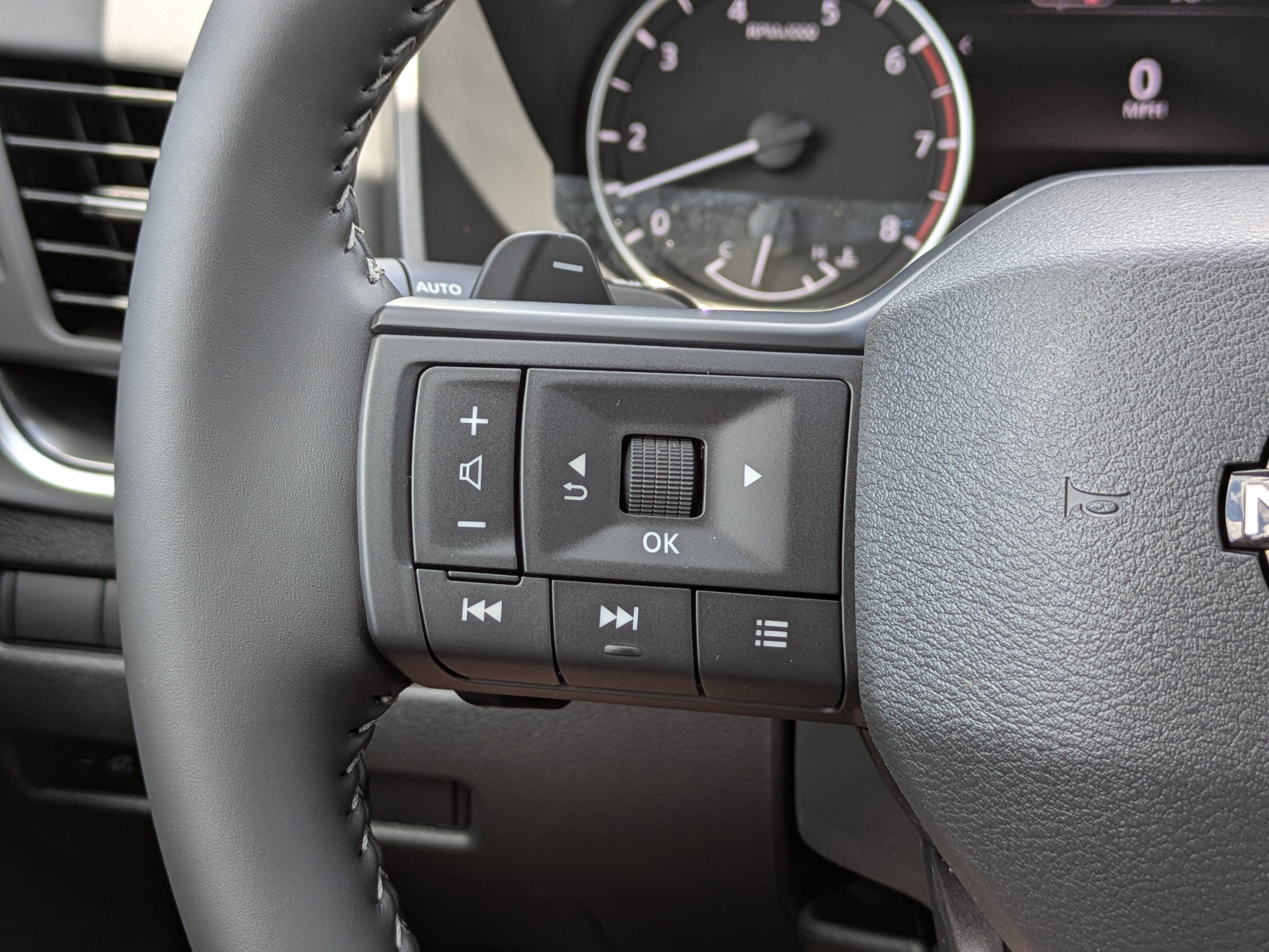 New 2026 Nissan Rogue Dark Armor FWD image 28