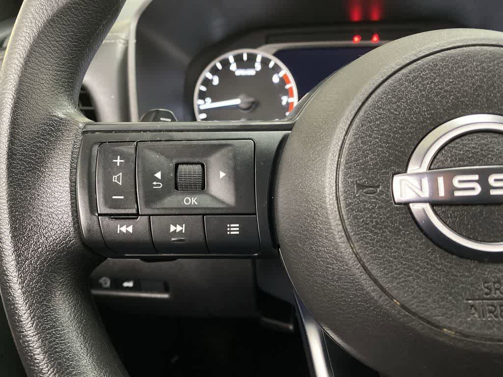Used 2024 Nissan Rogue SV AWD/4WD image 21
