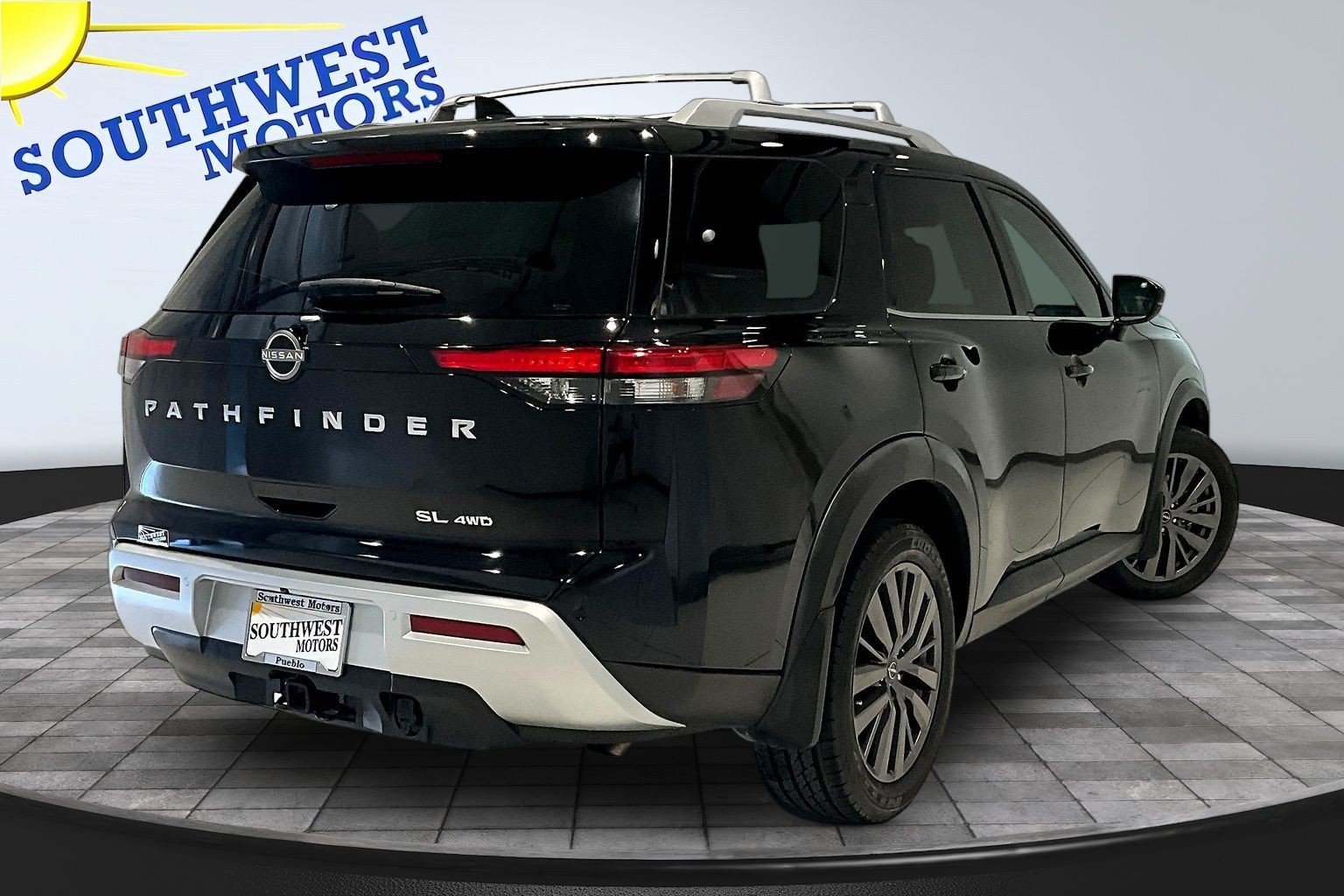 Used 2022 Nissan Pathfinder SL w/ SL Premium Package AWD/4WD image 7