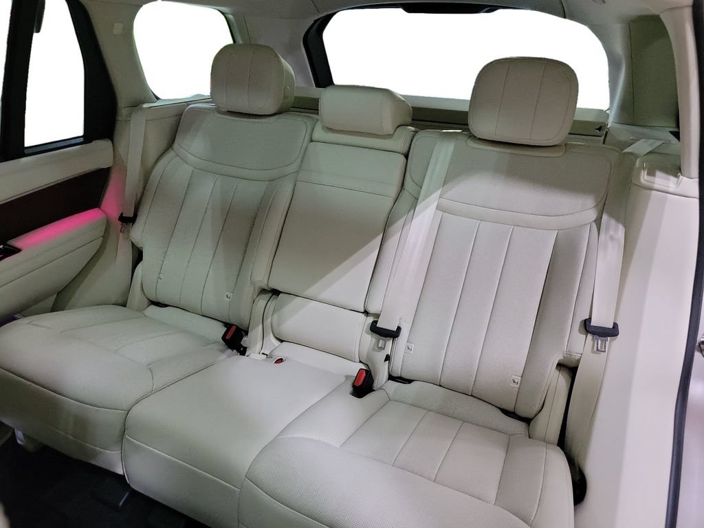 Used 2023 Land Rover Range Rover SE AWD/4WD image 23