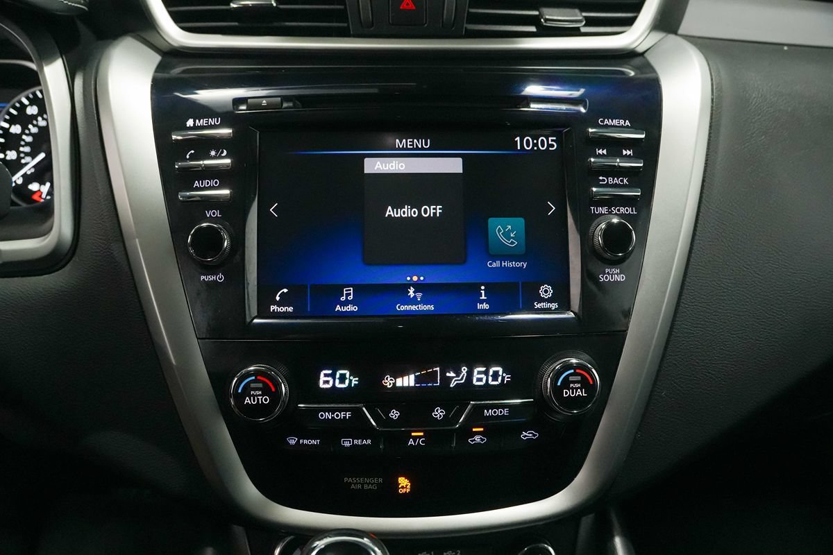 Used 2023 Nissan Murano SV w/ SV Midnight Edition Package FWD image 16