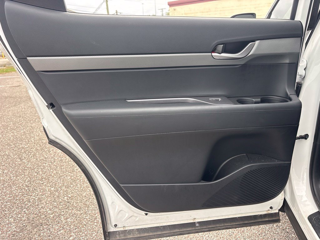 Used 2025 Hyundai Palisade SEL FWD image 14