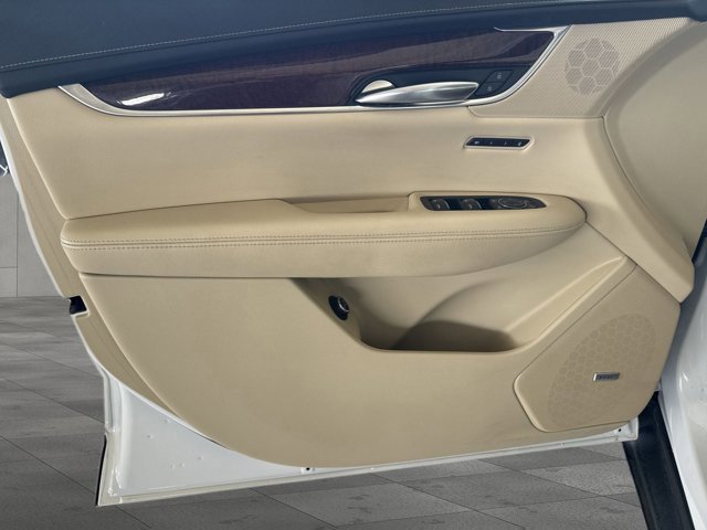 Used 2019 Cadillac XT5 Premium Luxury AWD/4WD image 22