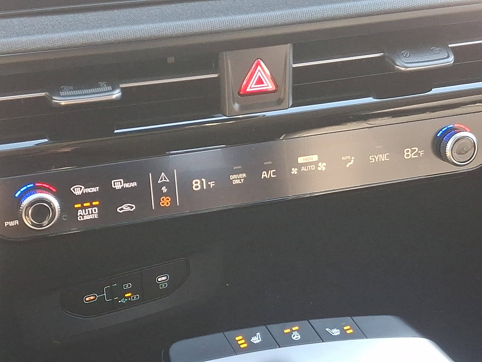 New 2025 Kia EV6 Light w/ Light LR Technology Package AWD/4WD image 14