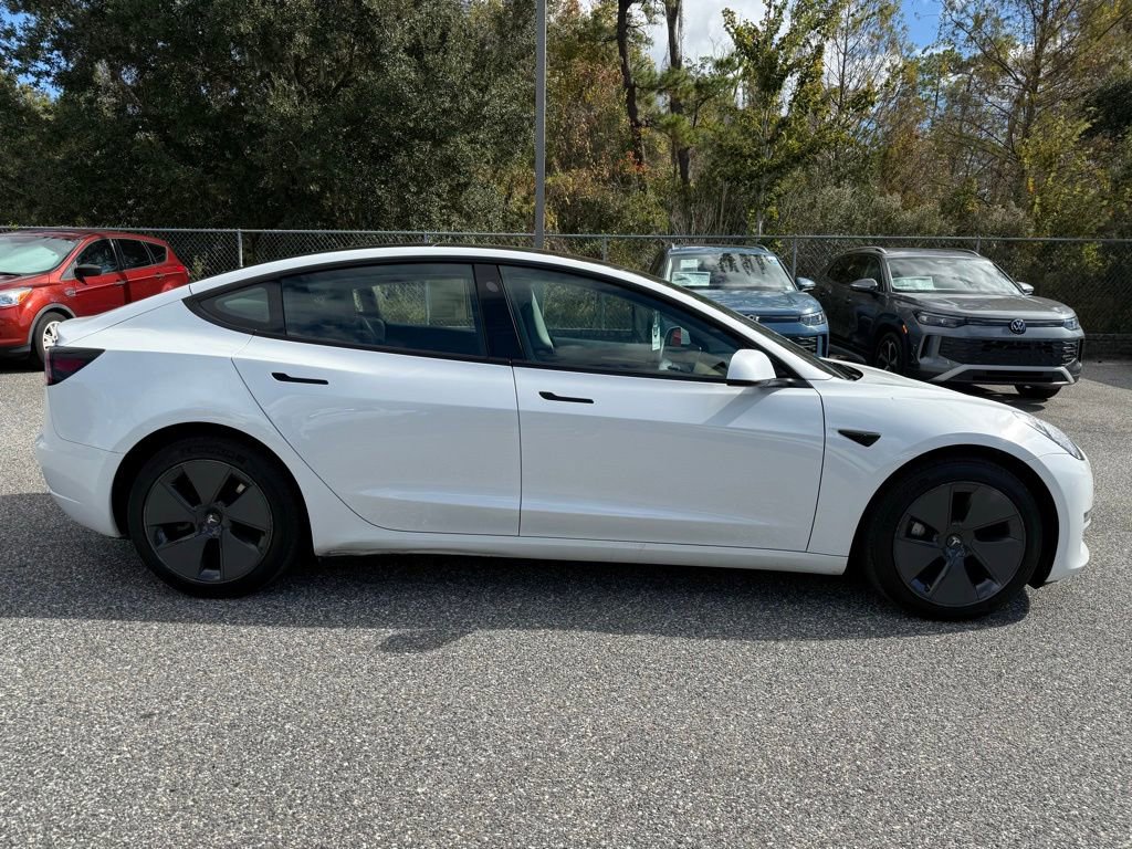 Used 2023 Tesla Model 3 Standard Range image 5