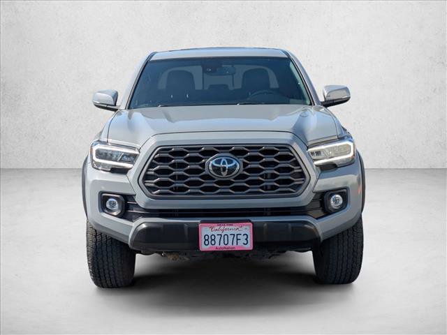 Used 2021 Toyota Tacoma TRD Off-Road w/ TRD Premium Off Road Package AWD/4WD image 2